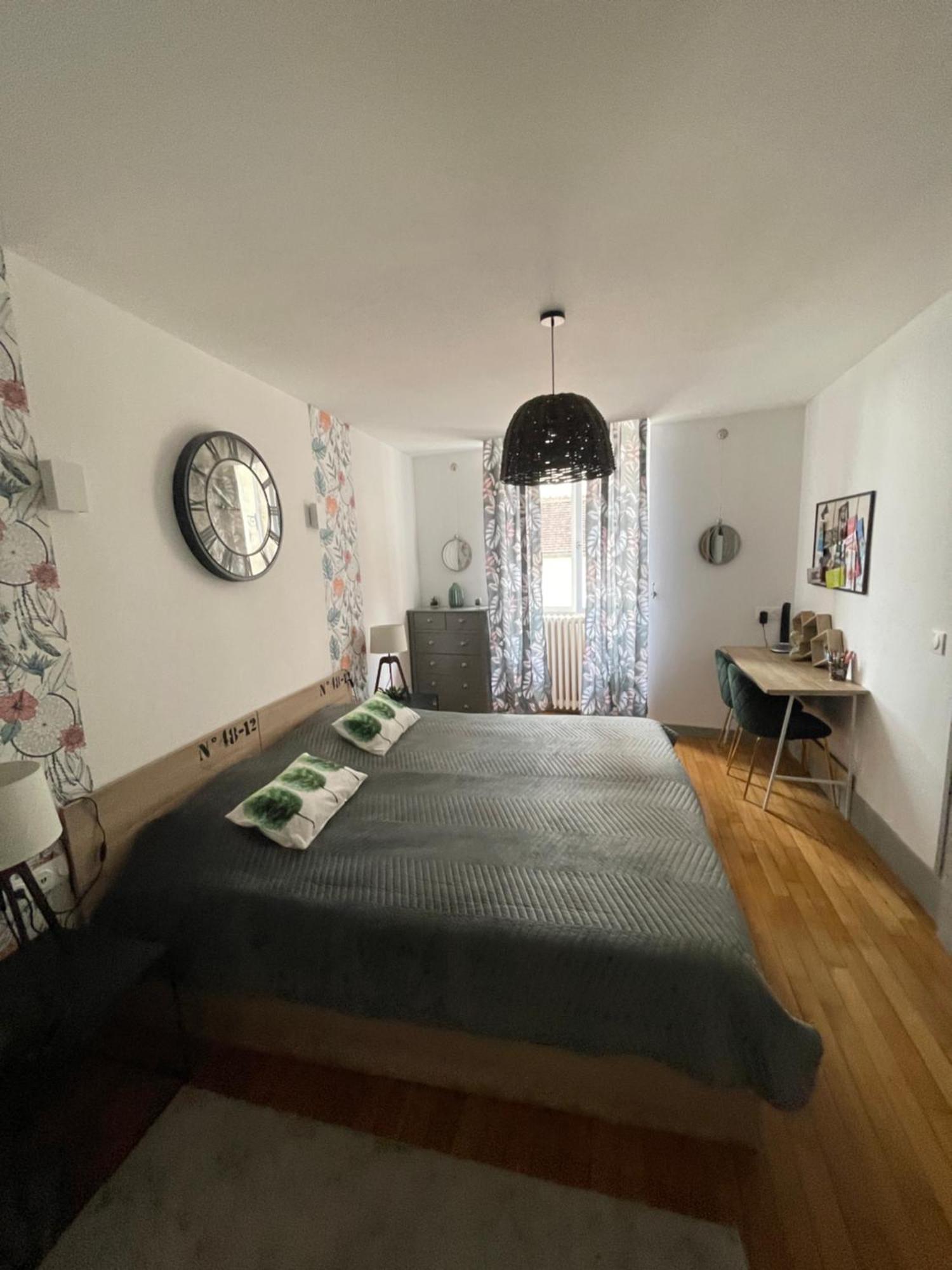 Appartement Moderne Centre Ville, 5 Personnes, 65 M2 스뮤엉옥수아 외부 사진