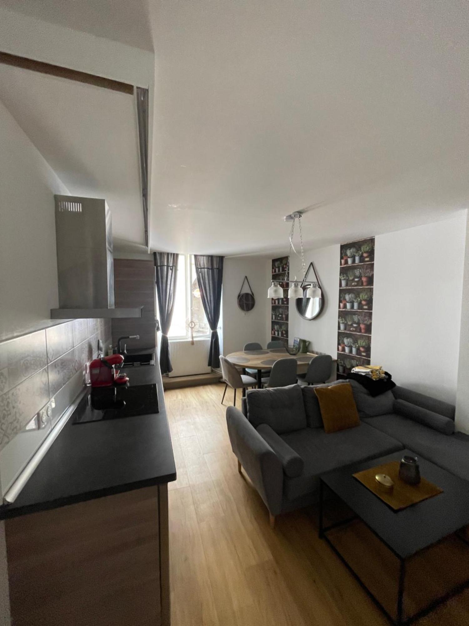 Appartement Moderne Centre Ville, 5 Personnes, 65 M2 스뮤엉옥수아 외부 사진