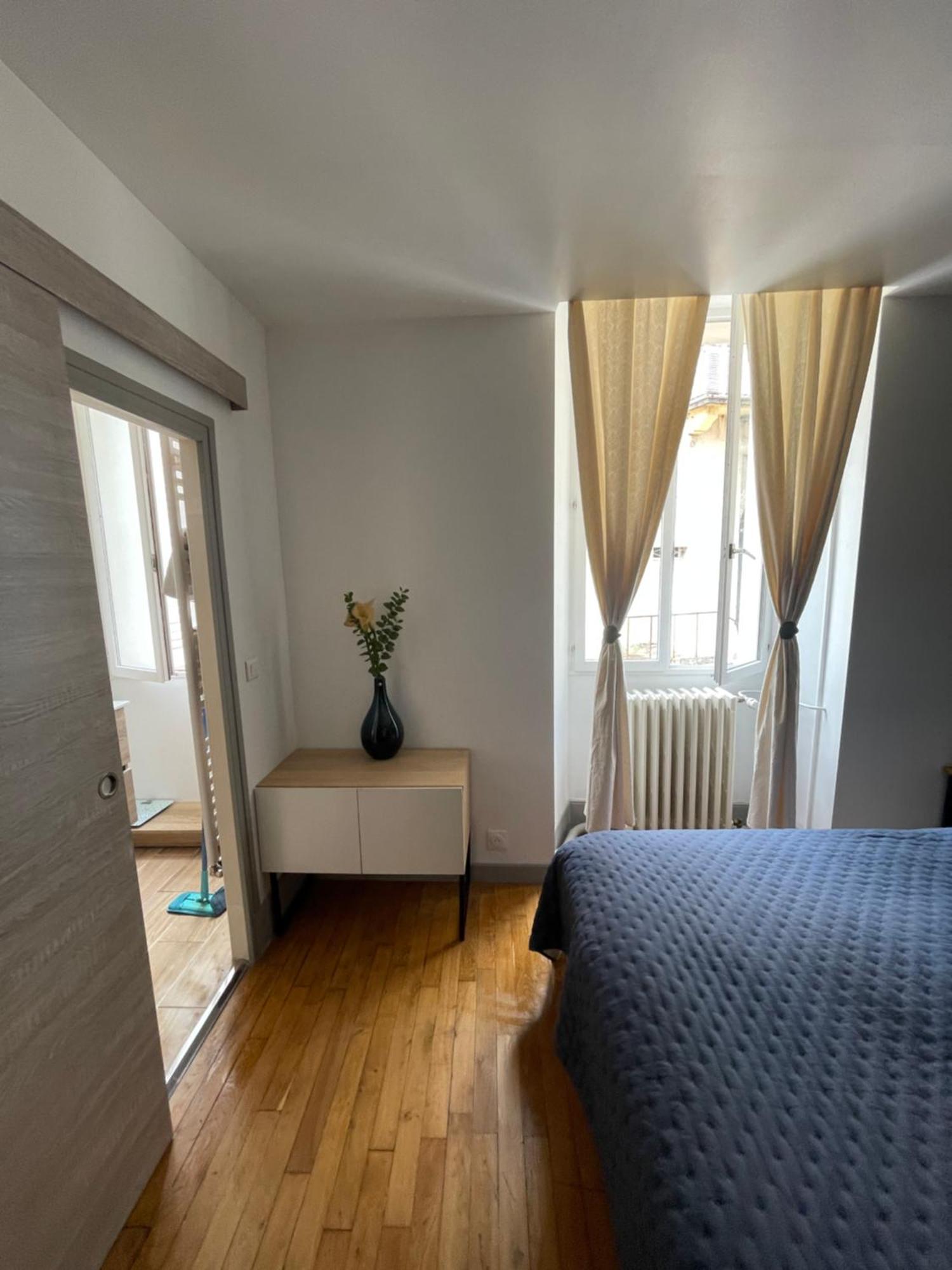 Appartement Moderne Centre Ville, 5 Personnes, 65 M2 스뮤엉옥수아 외부 사진